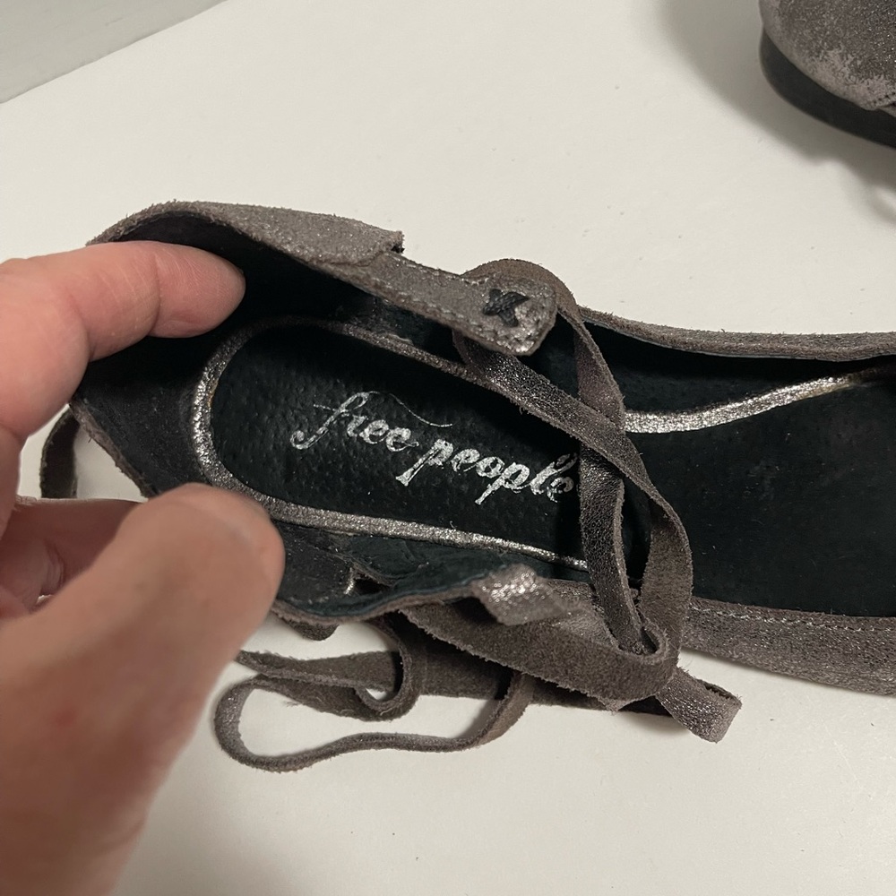 Free People Atlas Lace up Metallic Leather MaryJanes Women's Ballet Flats size 7 - Picture 3 of 8